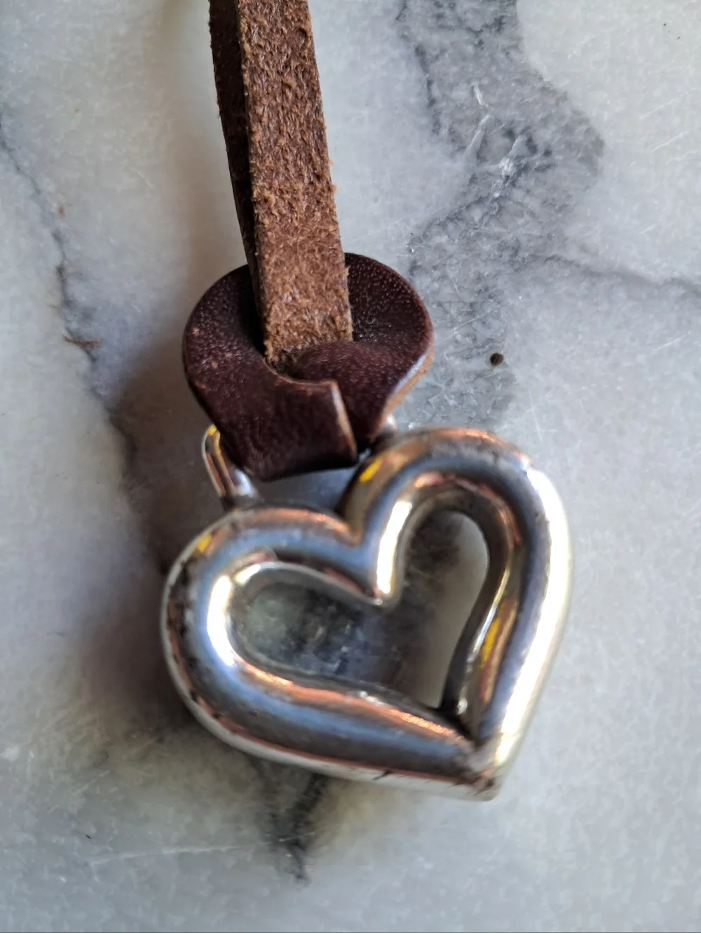 BRIGHTON Heart Bag Charm Keychain Open Heart Silver Plate Leather Strap